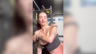 Arikytsya's POV Gym Onlyfans video leaked with her getting drenched in pleasure