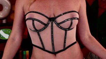 Kat Wonders See-Through Nipple Bodysuit Patreon Video Leaked